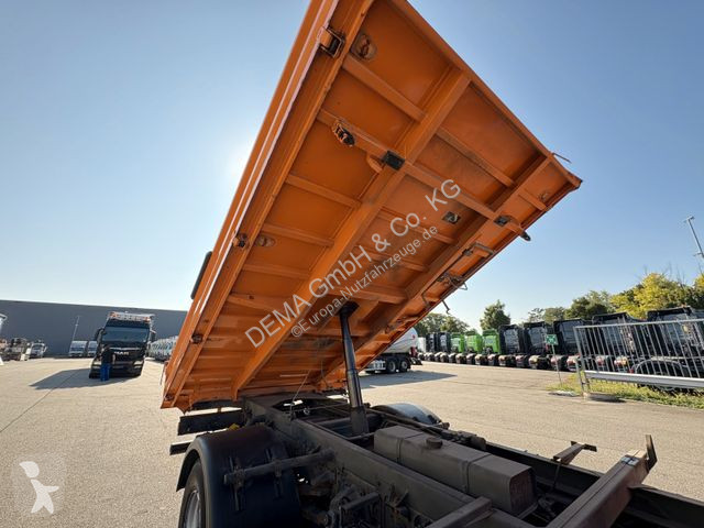 Véhicule utilitaire Iveco...