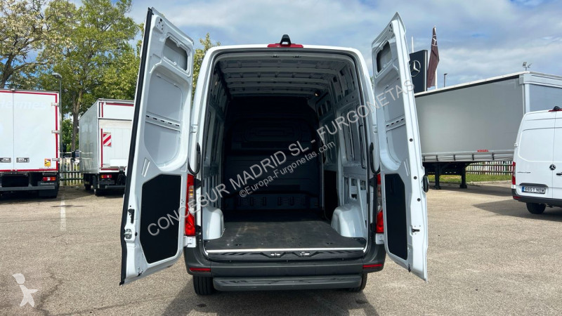 Autoutilitară Mercedes eSprinter pro medio 56kw