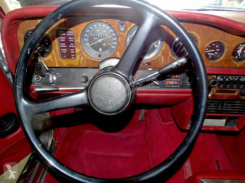 Véhicule utilitaire Rolls-Royce  Silver Shadow II