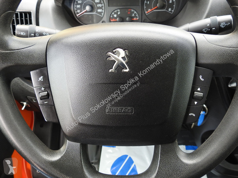 Samochód dostawczy Peugeot  BOXER