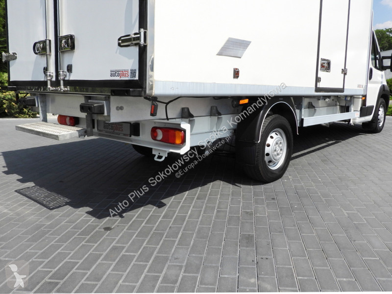 Samochód dostawczy Peugeot  BOXER