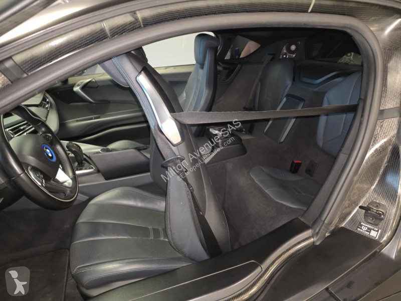 Samochód dostawczy BMW i8 Coupé Pure Impulse...