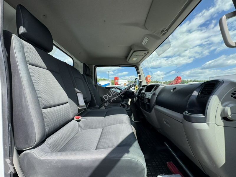 Лекотоварен автомобил Nissan