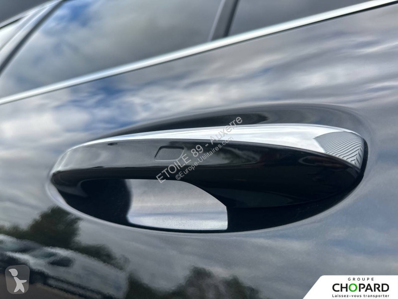 Samochód dostawczy Mercedes EQA 250+