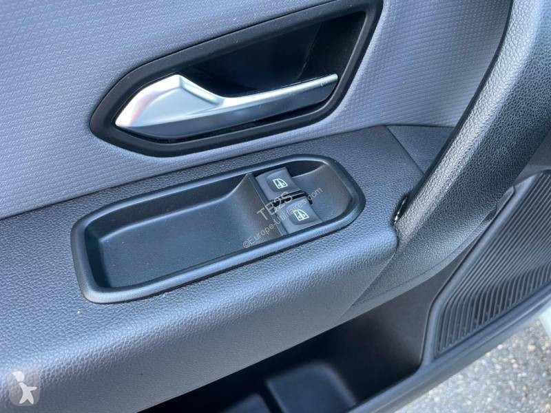 عربة نفعية Renault
