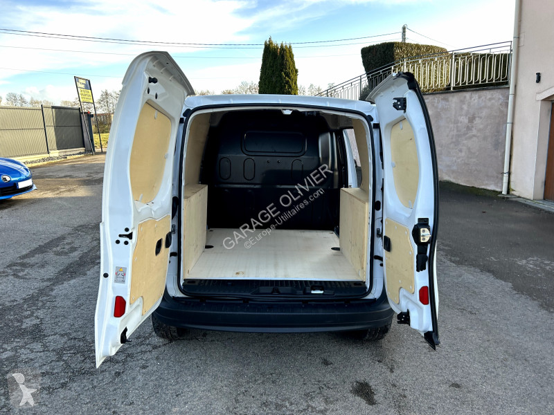 Véhicule utilitaire Renault 1.5 Blue dci 80...