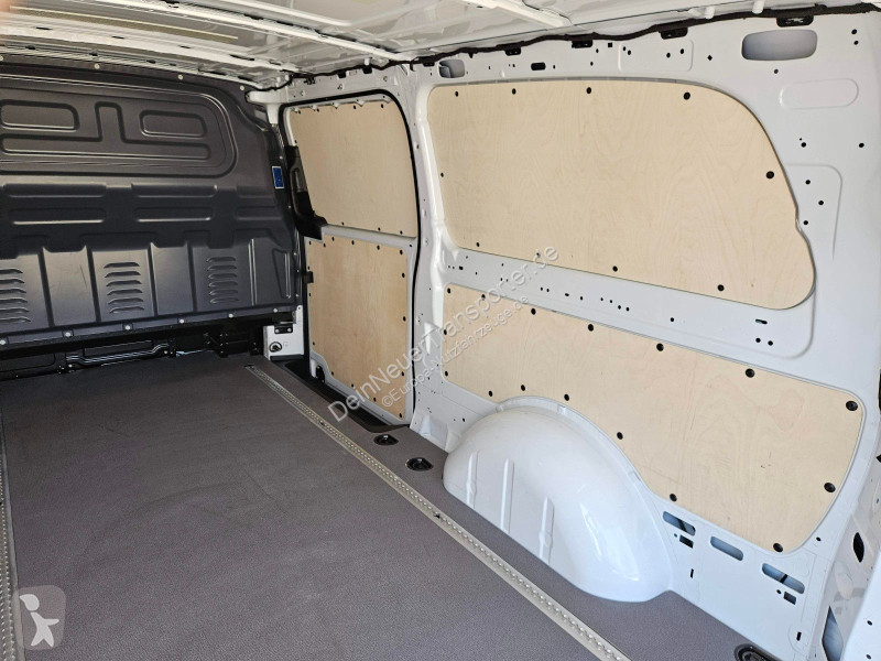 عربة نفعية Mercedes Vito...