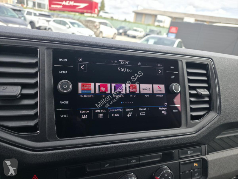 عربة نفعية Volkswagen CRAFTER 30 L3H3 2.0 TDI -...
