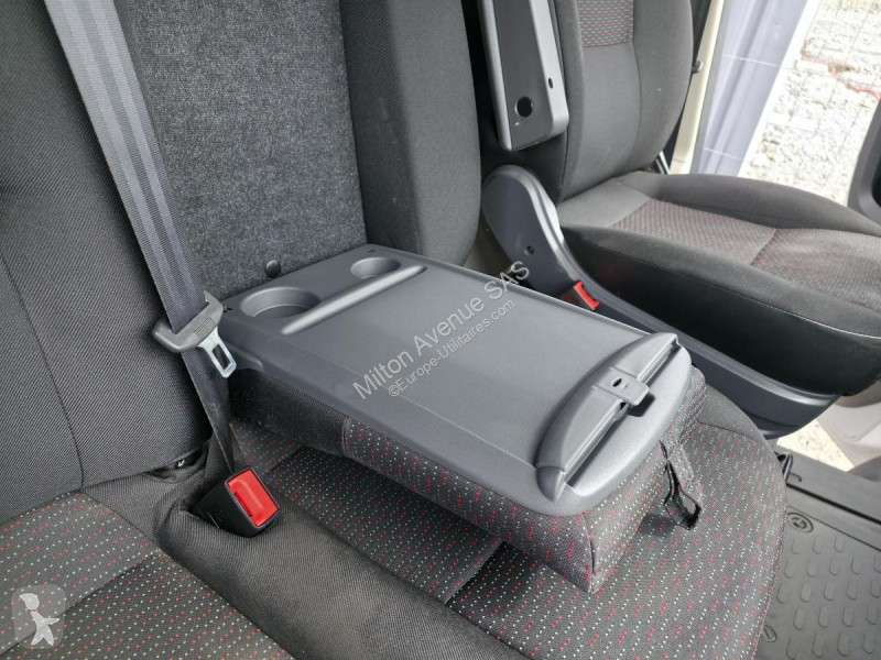 Peugeot BOXER Asphalt 335 L2H2 2.2 BlueHDi 140...