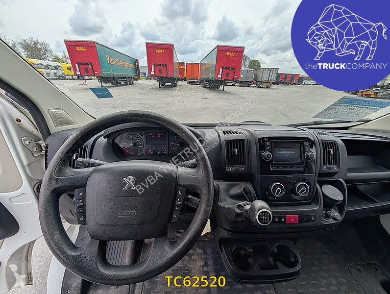 Furgoneta Peugeot 3t3 2l blue hdi 110 pack