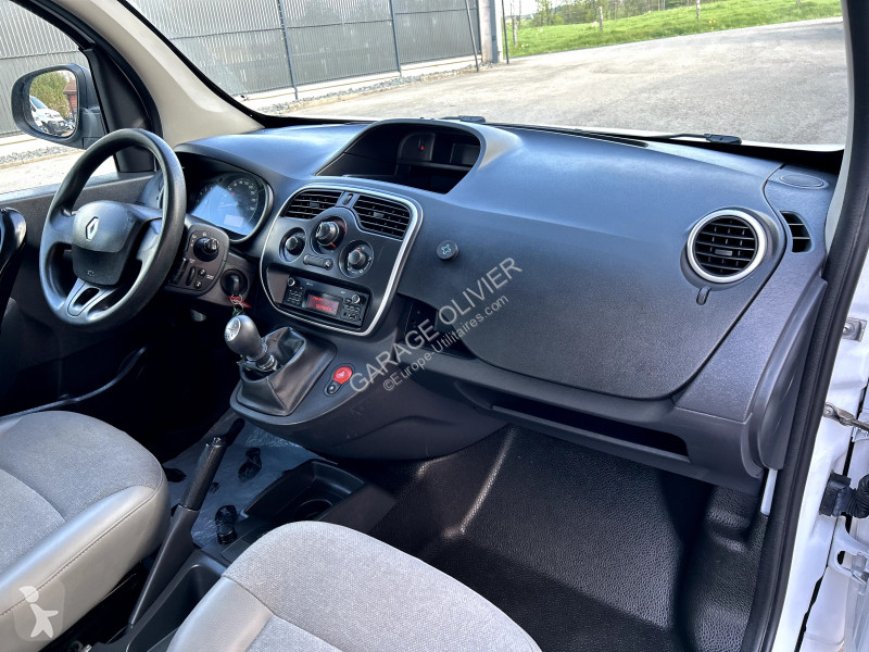 عربة نفعية Renault Maxi Grand Volume 1.5 Blue...