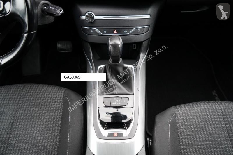 Samochód dostawczy Peugeot 308 1.5 BlueHDi ACTIVE