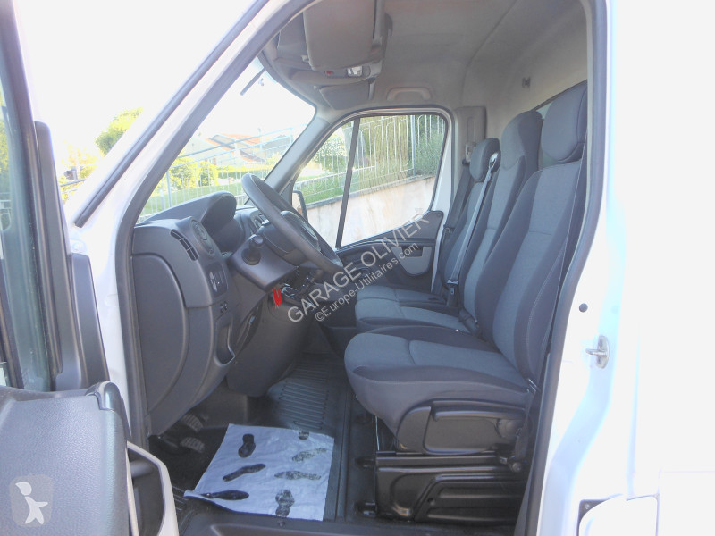 Véhicule utilitaire Renault Châssis Cabine...