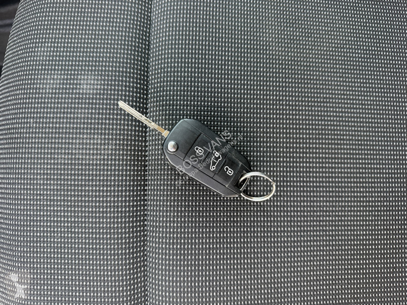 Furgoneta Toyota 1.5 D 100PK Nieuw Model! L1...