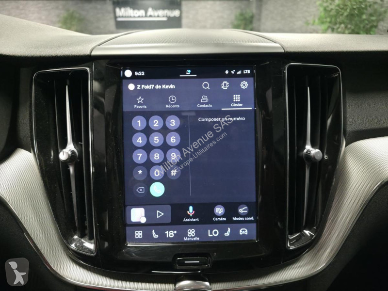 Samochód dostawczy Volvo XC60 B4 Micro-Hybride...