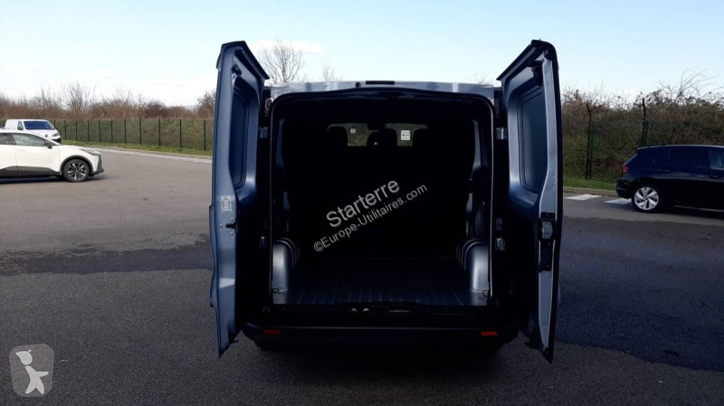Véhicule utilitaire Renault  TRAFIC CABINE...
