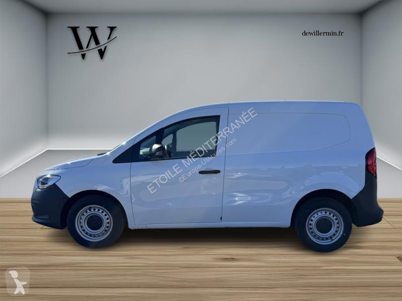 عربة نفعية Mercedes 112 CDI Fourgon Base Standard