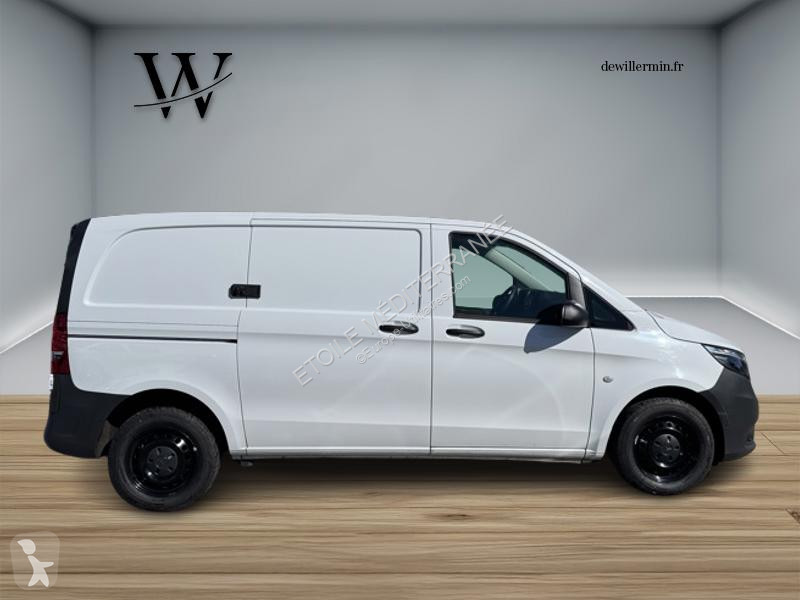 Véhicule utilitaire Mercedes Vito  Fourgon...