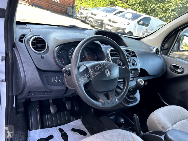 Véhicule utilitaire Renault Maxi Grand Volume...