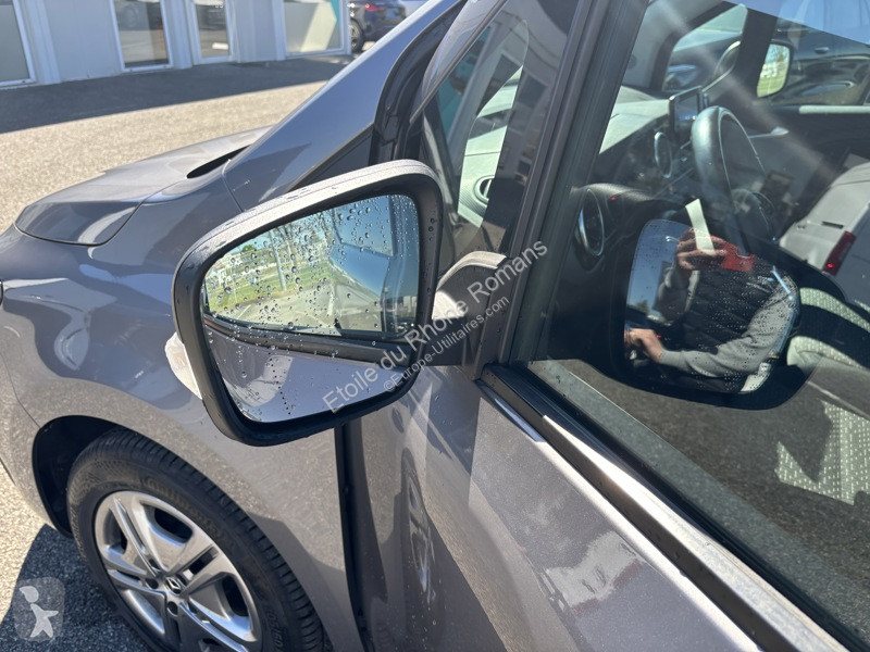Veicolo commerciale Mercedes 112 CDI Fourgon...