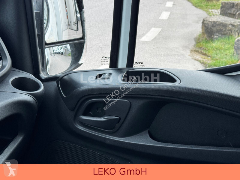 Furgoneta Iveco 35S12 Mit Carrier Xr 350