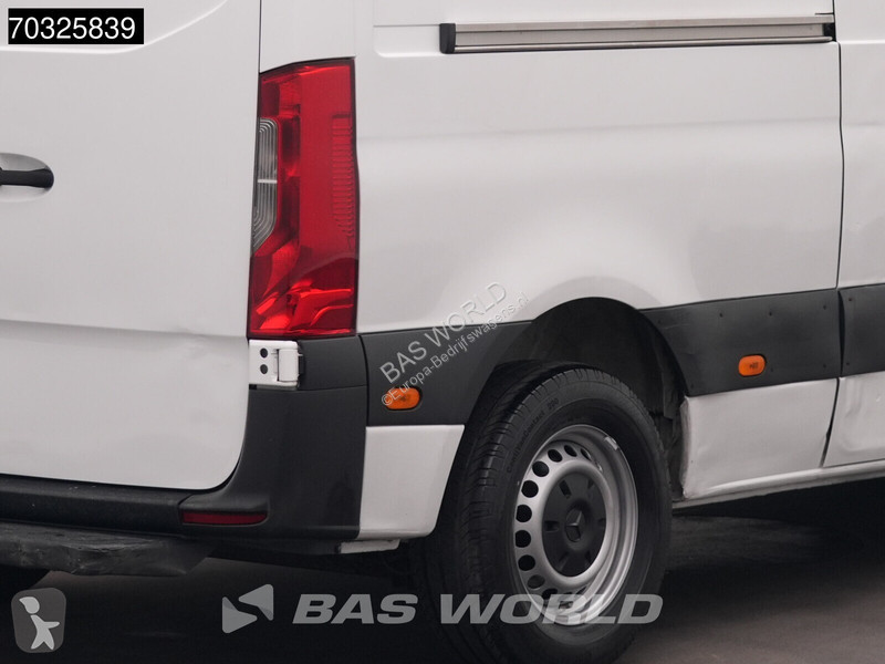 Véhicule utilitaire Mercedes 311 CDI L2H2 Airco...