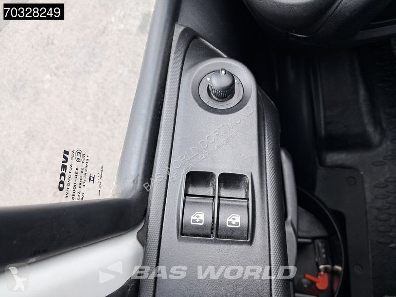 Véhicule utilitaire Iveco 35C16 3.0L...
