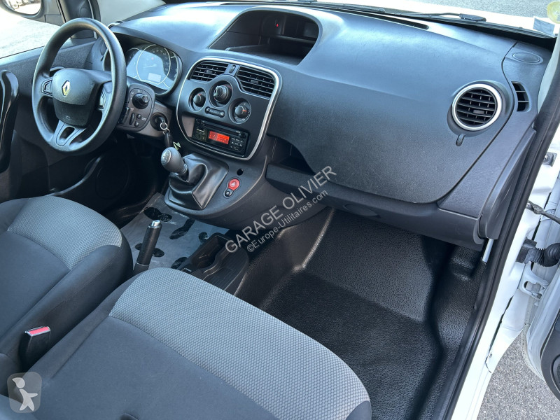 Véhicule utilitaire Renault 1.5 Blue dci 95...