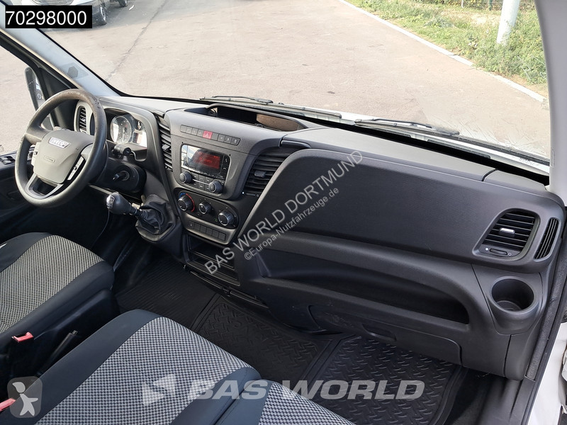 Véhicule utilitaire Iveco 35S14 L2H2 3,5t...