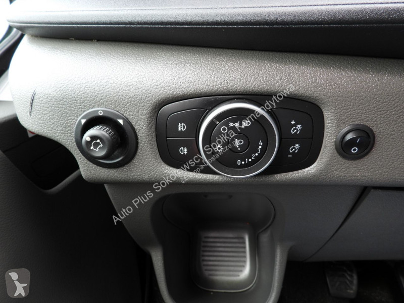 Samochód dostawczy Ford  TRANSIT