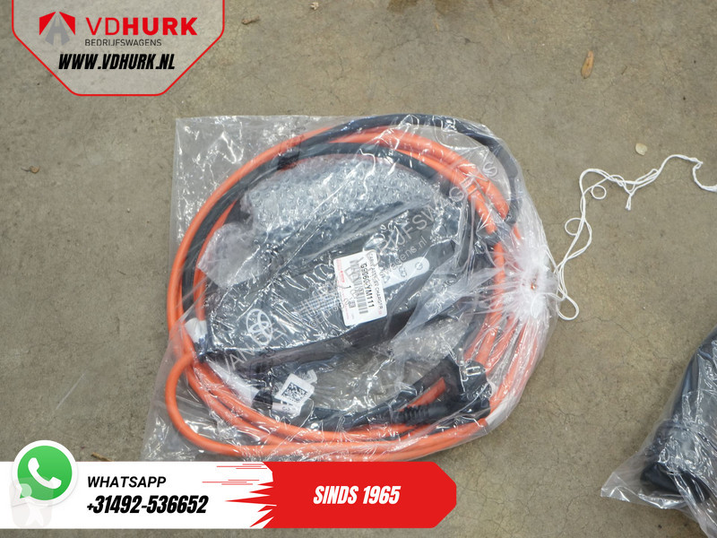 Furgoneta Toyota 230 km WLTP Adapt.Cruise/...