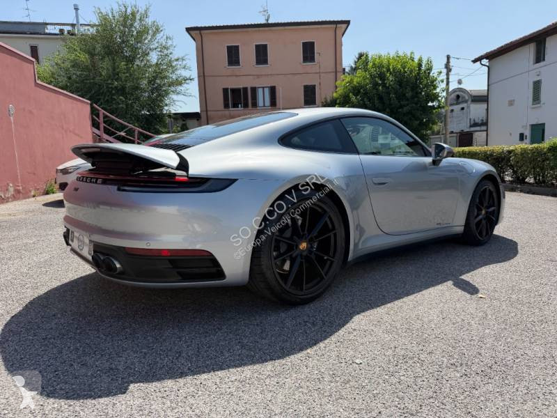 Véhicule utilitaire Porsche