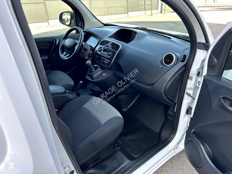 Véhicule utilitaire Renault 1.5 Blue dci 95...