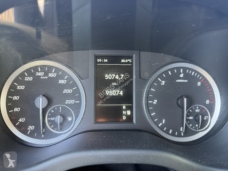 Furgoneta Mercedes 119 1.9 CDI L2H1 190pk...