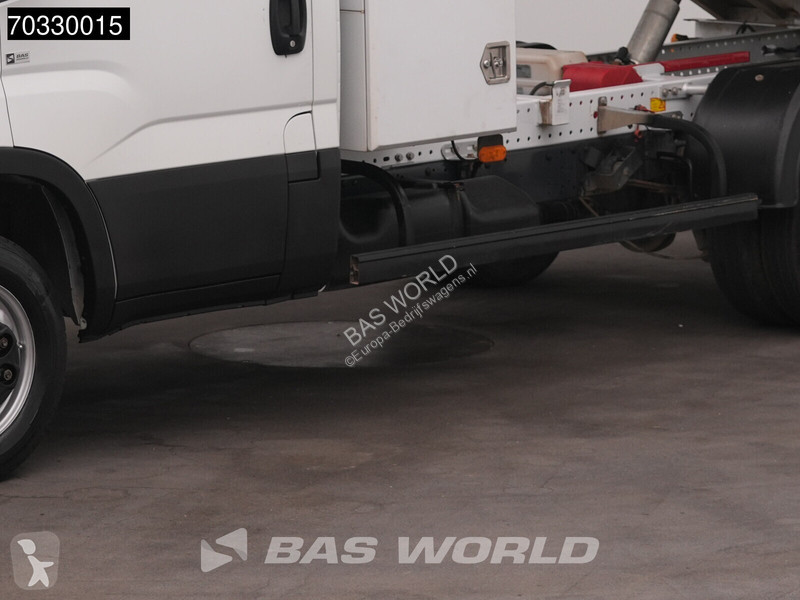 Furgoneta Iveco 35C14 Kipper met Kist...