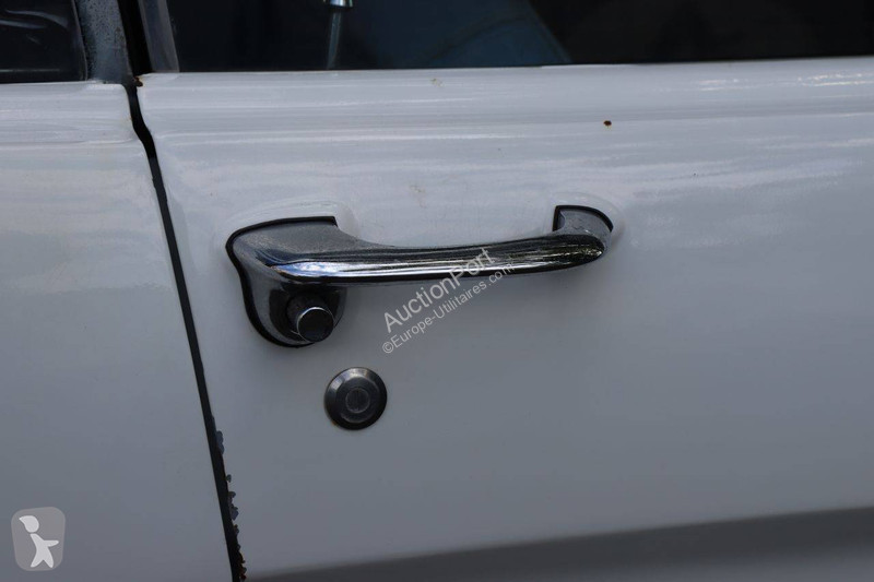 Furgoneta Ford V8