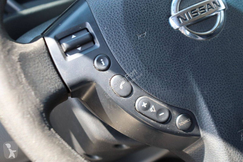 Furgoneta Nissan