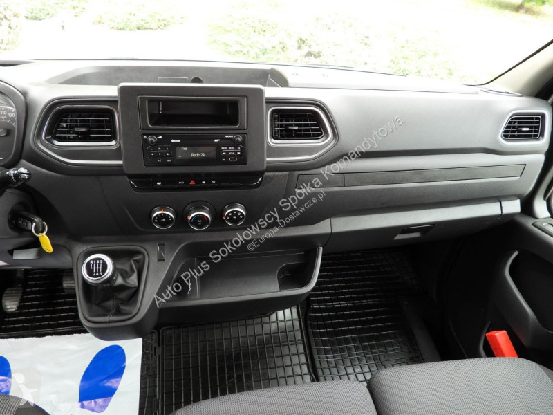 Samochód dostawczy Renault  MASTER