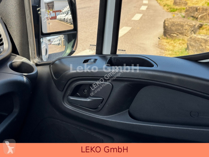 Furgoneta Iveco 35C12 Mit Carrier Xr 350