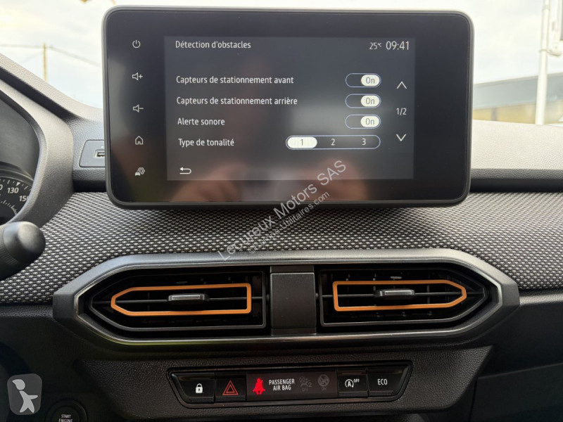 عربة نفعية Dacia (3) Stepway Confort TCe 90