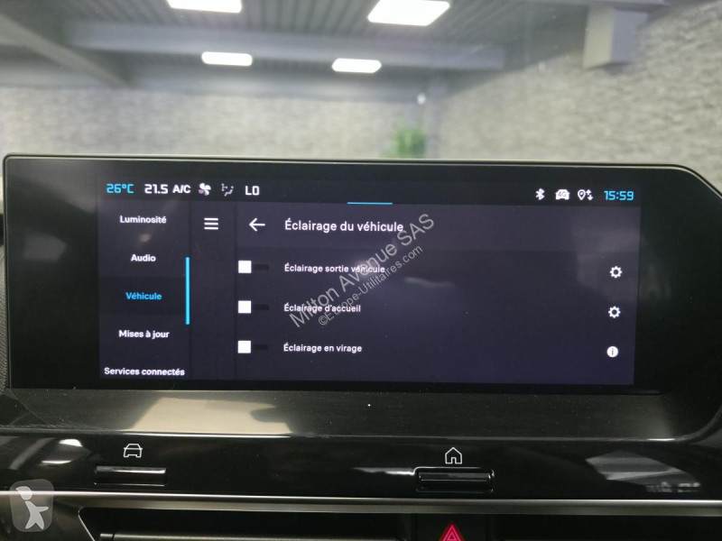 Véhicule utilitaire Citroën C4 X ë-136  E-Séries