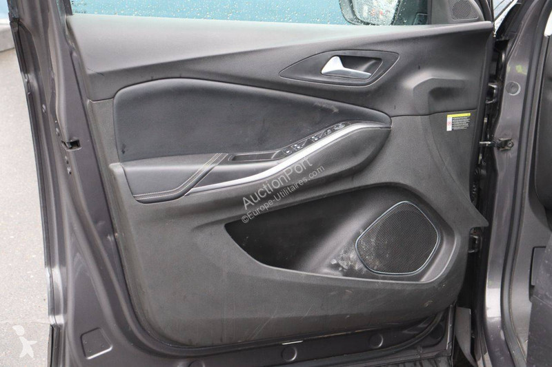 Véhicule utilitaire Opel