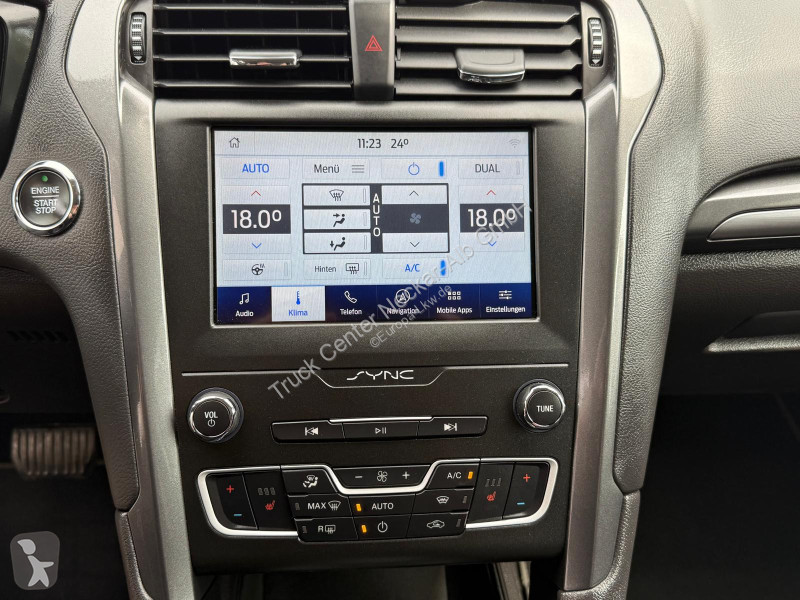 Véhicule utilitaire Ford Turnier Titanium 2.0...