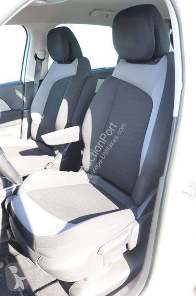 Véhicule utilitaire Citroën C4