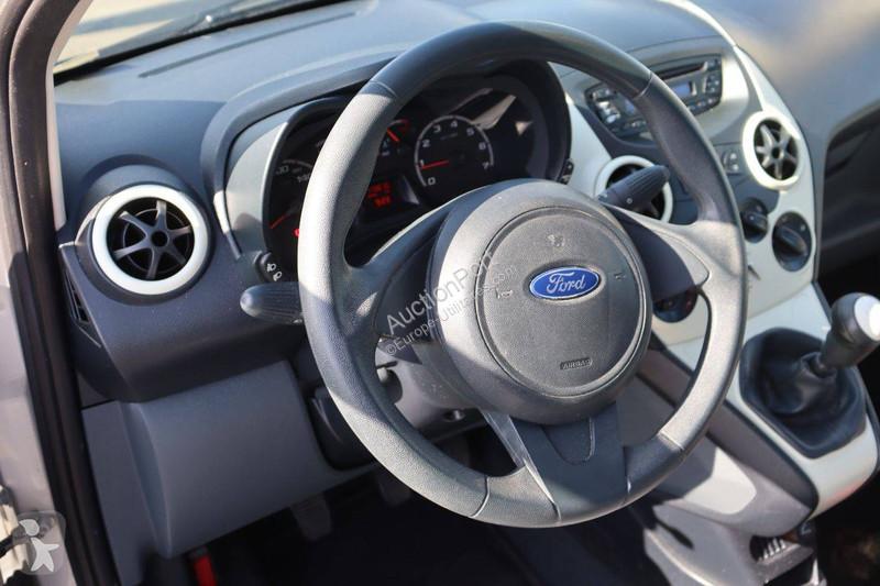 Véhicule utilitaire Ford Ka