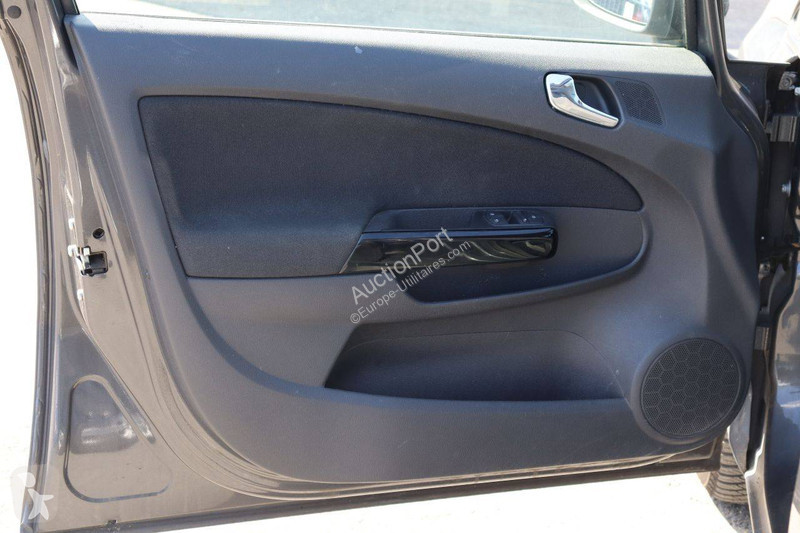 Véhicule utilitaire Opel