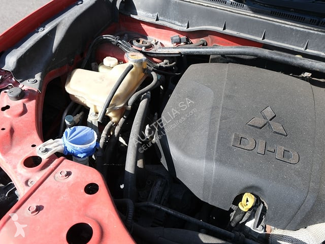 Véhicule utilitaire Mitsubishi