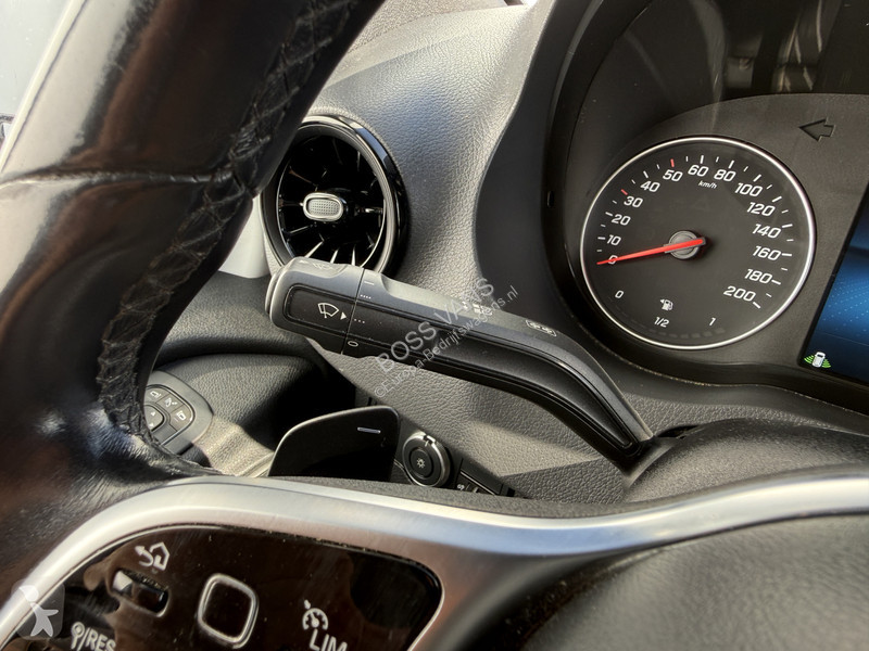 Véhicule utilitaire Mercedes 315 1.9 CDI L2H2...