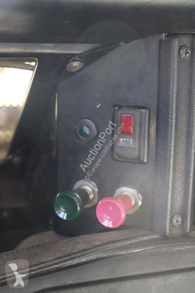 Véhicule utilitaire Land Rover