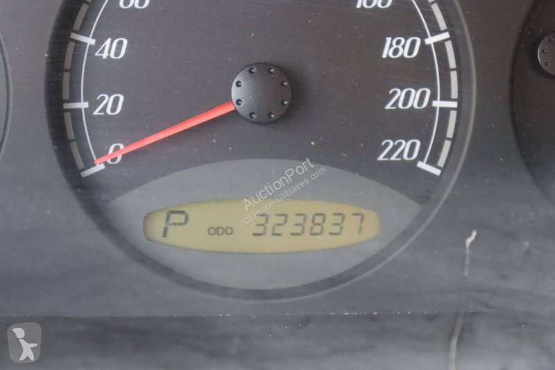 Véhicule utilitaire Ssangyong M200 2WD AUT. HR